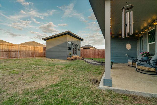 1512 Battery Park Drive, Alvarado, TX 76009