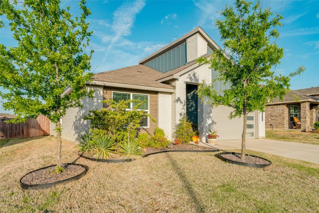 1512 Battery Park Drive, Alvarado, TX 76009
