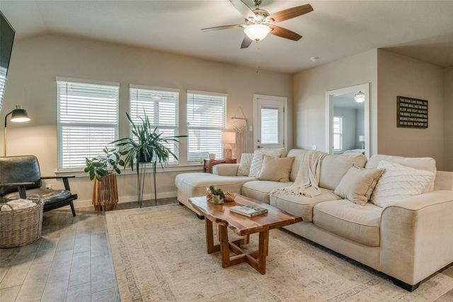 1512 Battery Park Drive, Alvarado, TX 76009