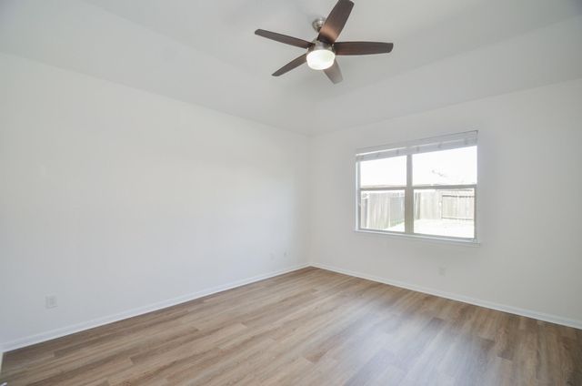 8906 Hostler Drive, Tomball, TX 77375