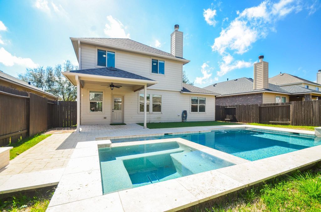 8906 Hostler Drive, Tomball, TX 77375