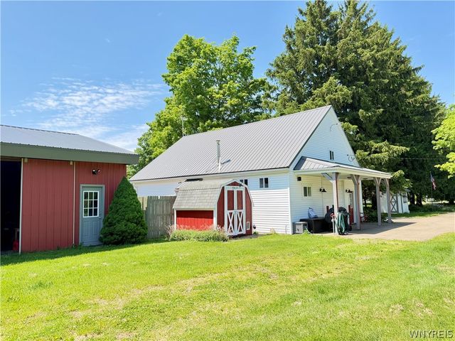 1355 Brant North Collins Road, Brant, NY 14111