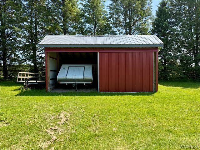 1355 Brant North Collins Road, Brant, NY 14111