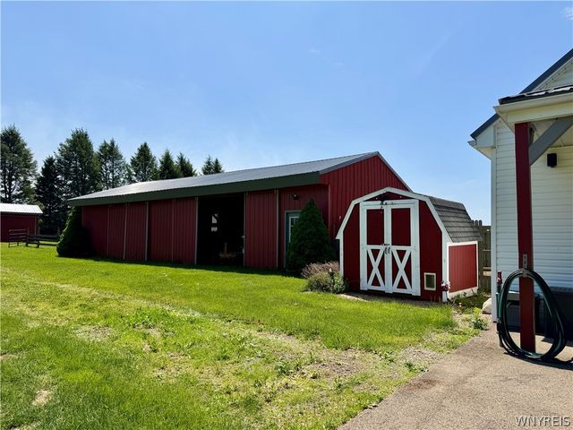 1355 Brant North Collins Road, Brant, NY 14111
