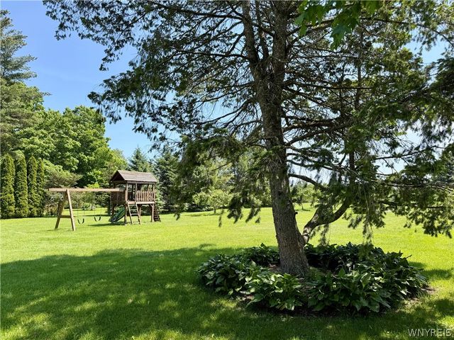 1355 Brant North Collins Road, Brant, NY 14111