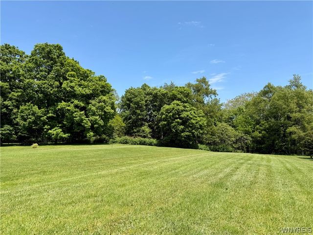 1355 Brant North Collins Road, Brant, NY 14111