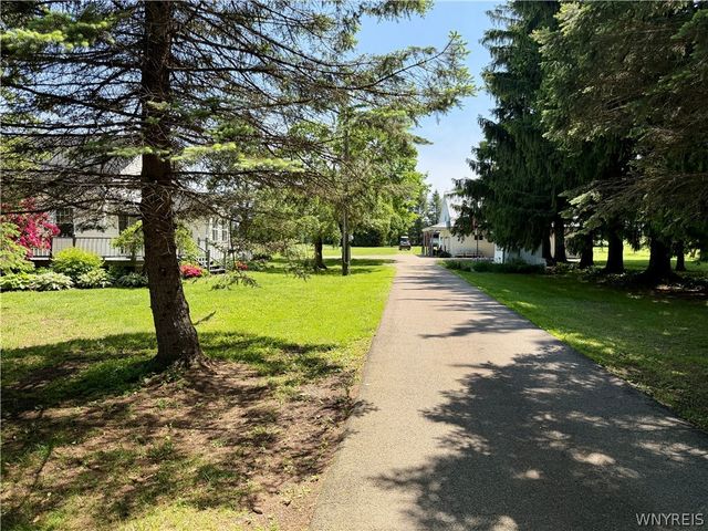1355 Brant North Collins Road, Brant, NY 14111