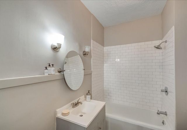 430 Price Avenue, Harrodsburg, KY 40330