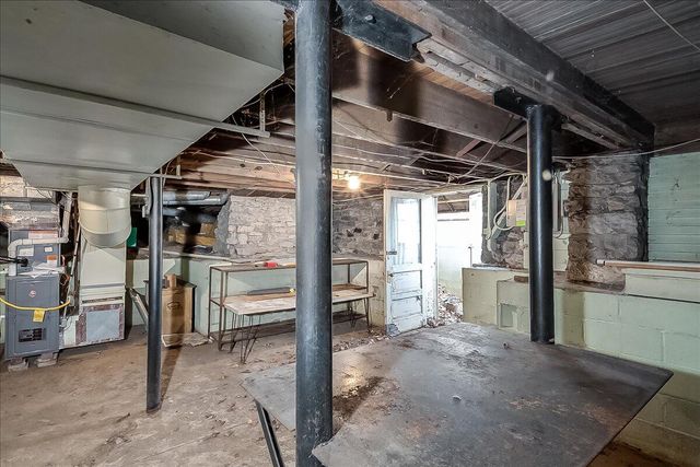 430 Price Avenue, Harrodsburg, KY 40330