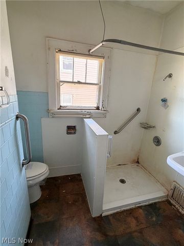 1027 Austin Avenue, Akron, OH 44306
