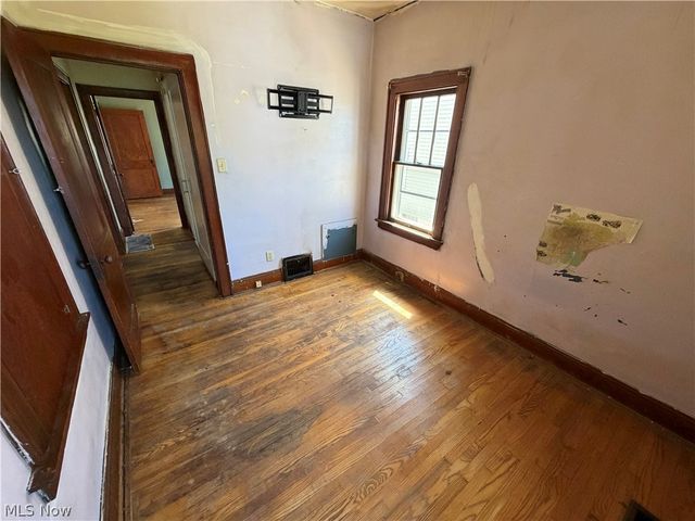1027 Austin Avenue, Akron, OH 44306