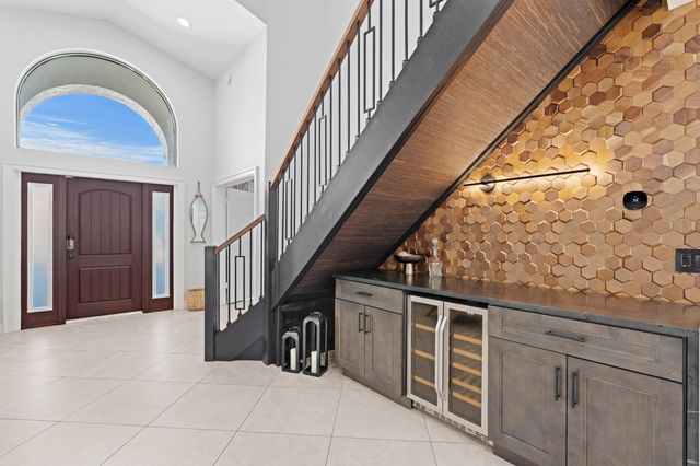 1050 Brooks Lane, Delray Beach, FL 33483