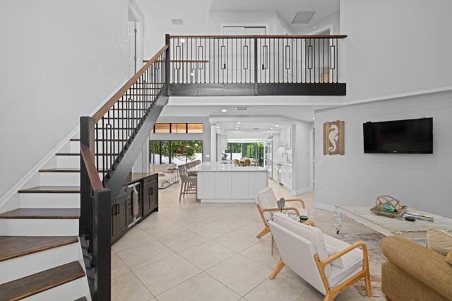 1050 Brooks Lane, Delray Beach, FL 33483