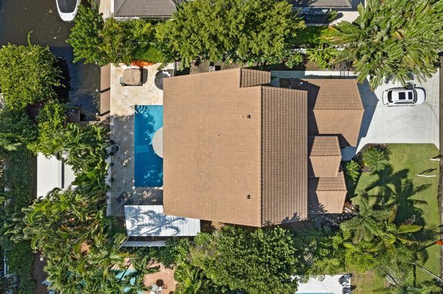 1050 Brooks Lane, Delray Beach, FL 33483
