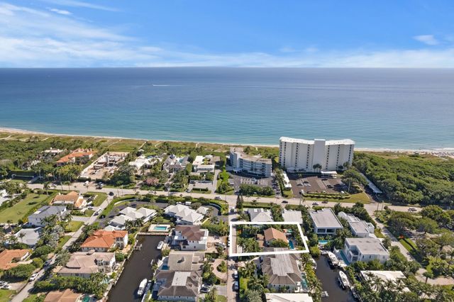 1050 Brooks Lane, Delray Beach, FL 33483