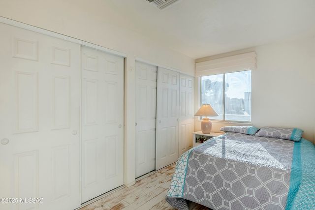 1232 N Paseo Del Cervato, Green Valley, AZ 85614