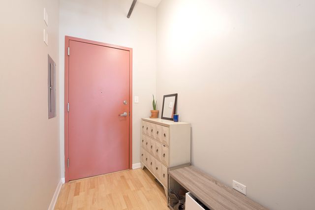 1550 S Blue Island Avenue 1111, Chicago, IL 60608