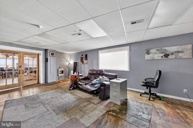 151 S READING AVE, Boyertown, PA 19512