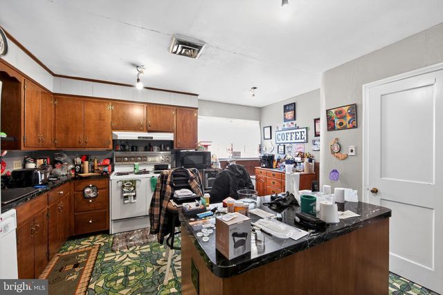 151 S READING AVE, Boyertown, PA 19512