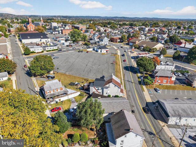 151 S READING AVE, Boyertown, PA 19512