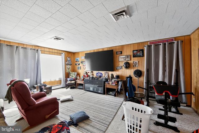 151 S READING AVE, Boyertown, PA 19512