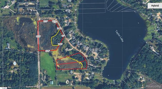 18965 Pellett Drive, Fenton, MI 48430