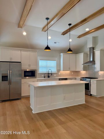 2528 Lakeside Circle, Wilmington, NC 28401