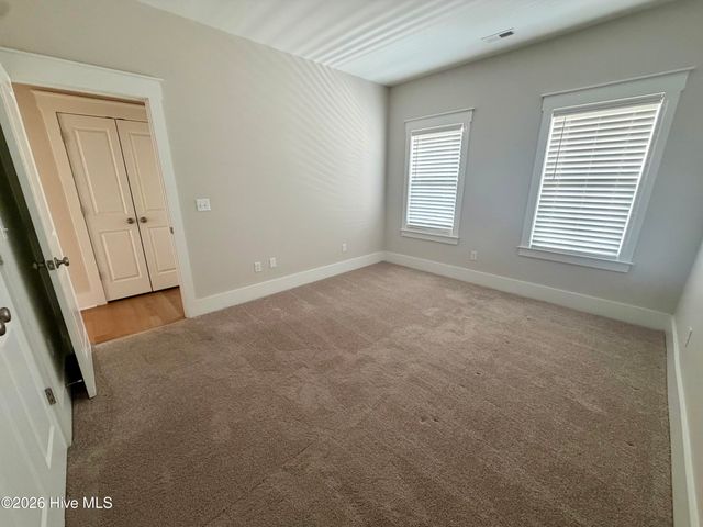 2528 Lakeside Circle, Wilmington, NC 28401