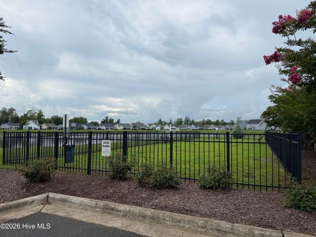 2528 Lakeside Circle, Wilmington, NC 28401