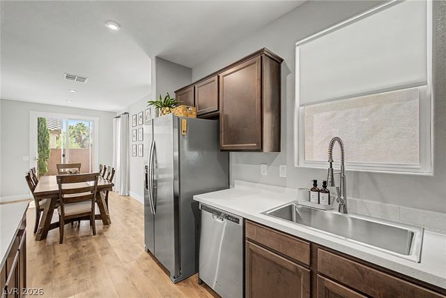 6326 Highledge Street, North Las Vegas, NV 89081