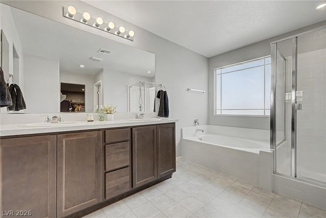 6326 Highledge Street, North Las Vegas, NV 89081