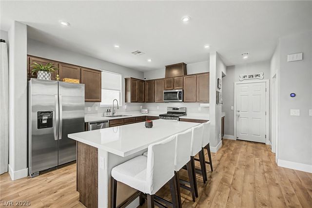 6326 Highledge Street, North Las Vegas, NV 89081