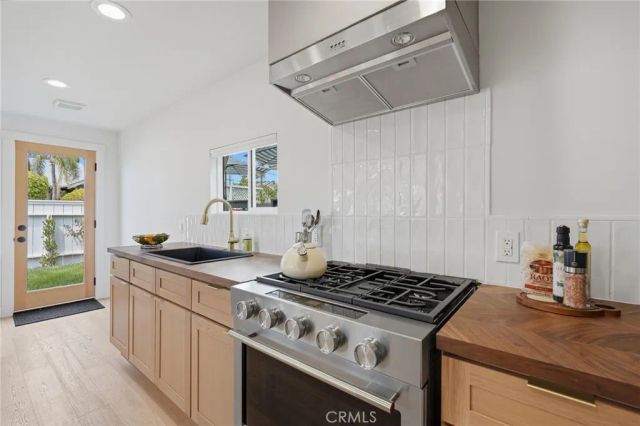 1958 32nd Street, San Diego, CA 92102
