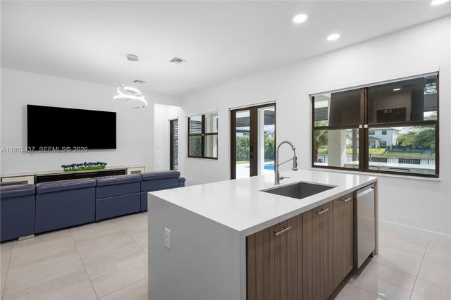 4335 SW 174th Ave, Miramar, FL 33029