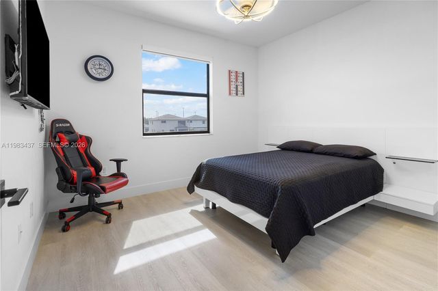 4335 SW 174th Ave, Miramar, FL 33029