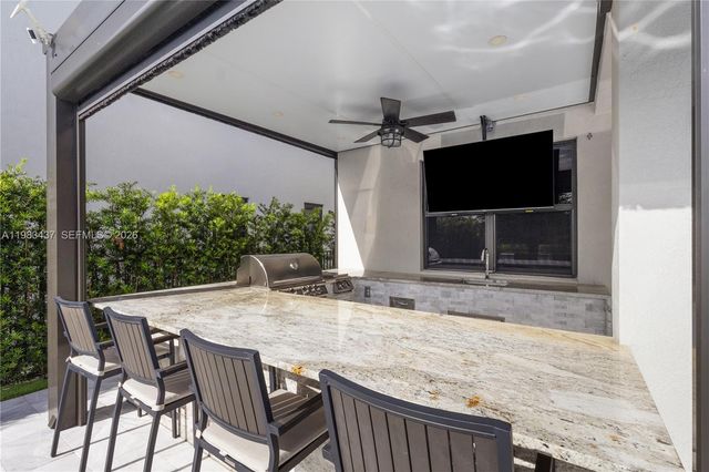 4335 SW 174th Ave, Miramar, FL 33029