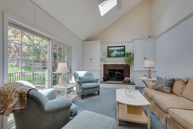 42 Spruce Road, North Reading, MA 01864