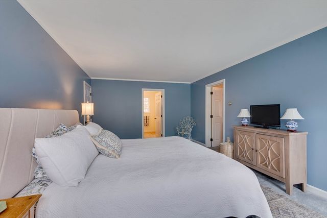 42 Spruce Road, North Reading, MA 01864