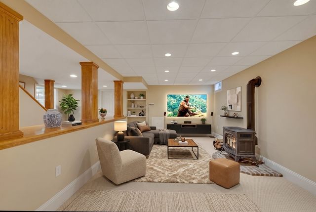 42 Spruce Road, North Reading, MA 01864