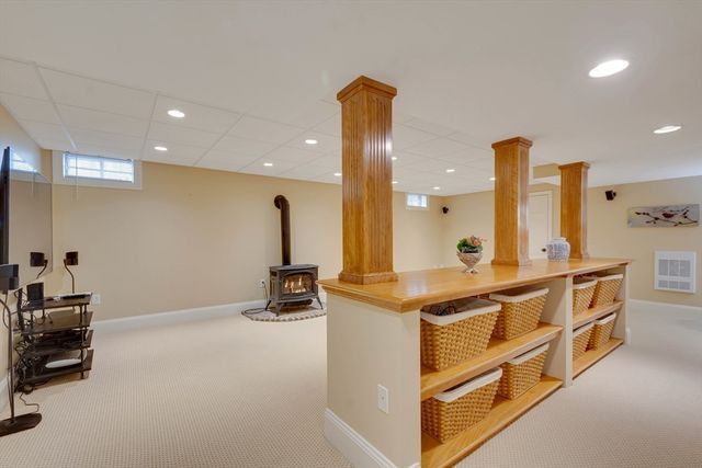 42 Spruce Road, North Reading, MA 01864