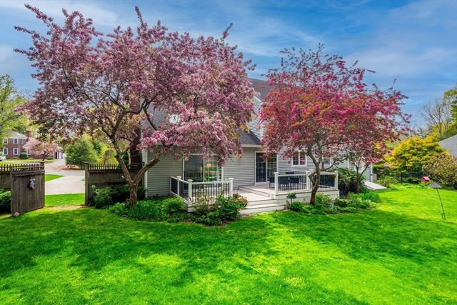 42 Spruce Road, North Reading, MA 01864