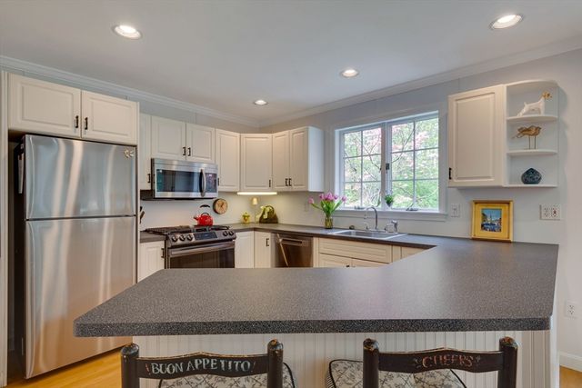 42 Spruce Road, North Reading, MA 01864