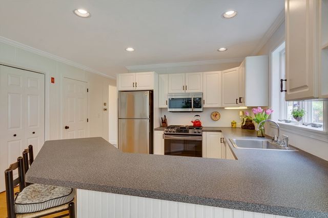 42 Spruce Road, North Reading, MA 01864