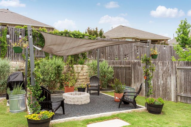 772 Founders RDG, Dripping Springs, TX 78620