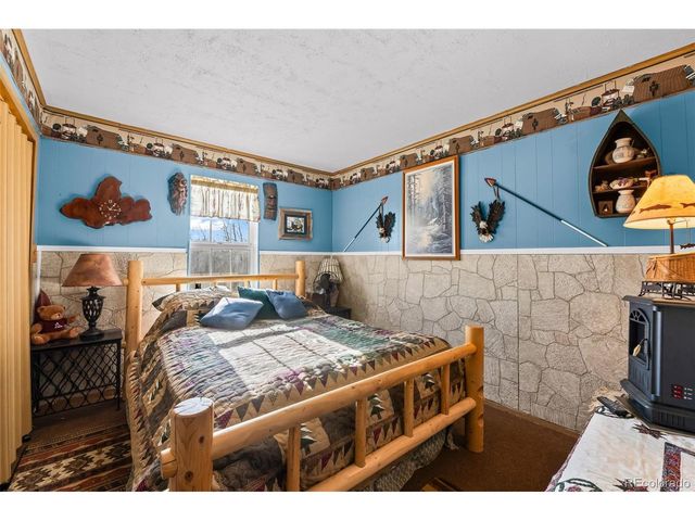 888 W Longbow Dr, Jefferson, CO 80456