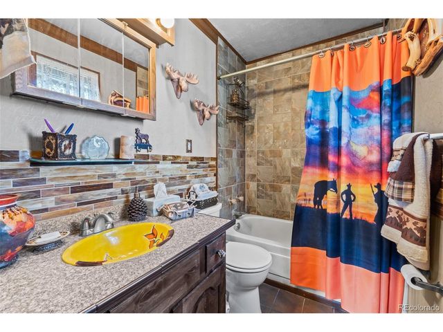 888 W Longbow Dr, Jefferson, CO 80456
