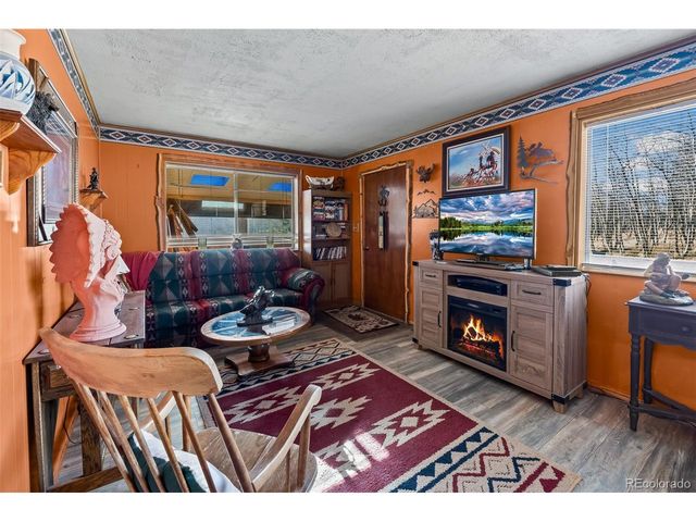 888 W Longbow Dr, Jefferson, CO 80456