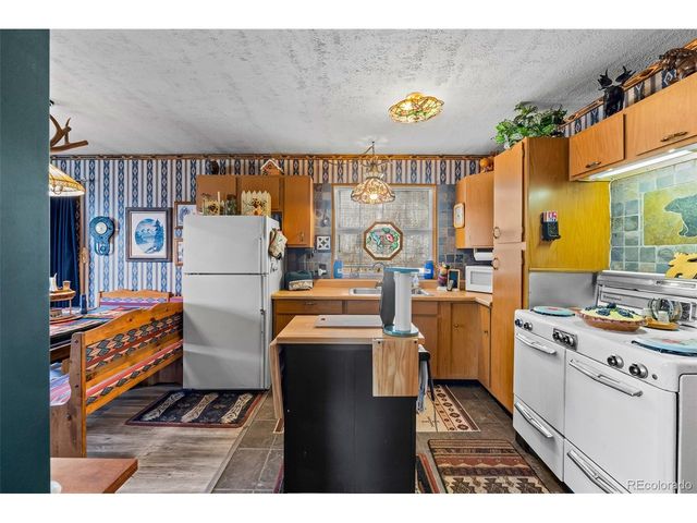 888 W Longbow Dr, Jefferson, CO 80456
