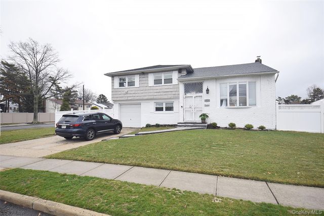 3029 Ann Street, Baldwin, NY 11510