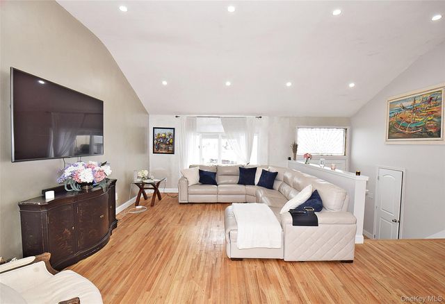 3029 Ann Street, Baldwin, NY 11510